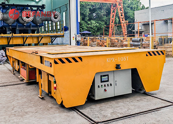 Carrinho de transferência de trilhos com bateria flexível de movimento vertical e horizontal